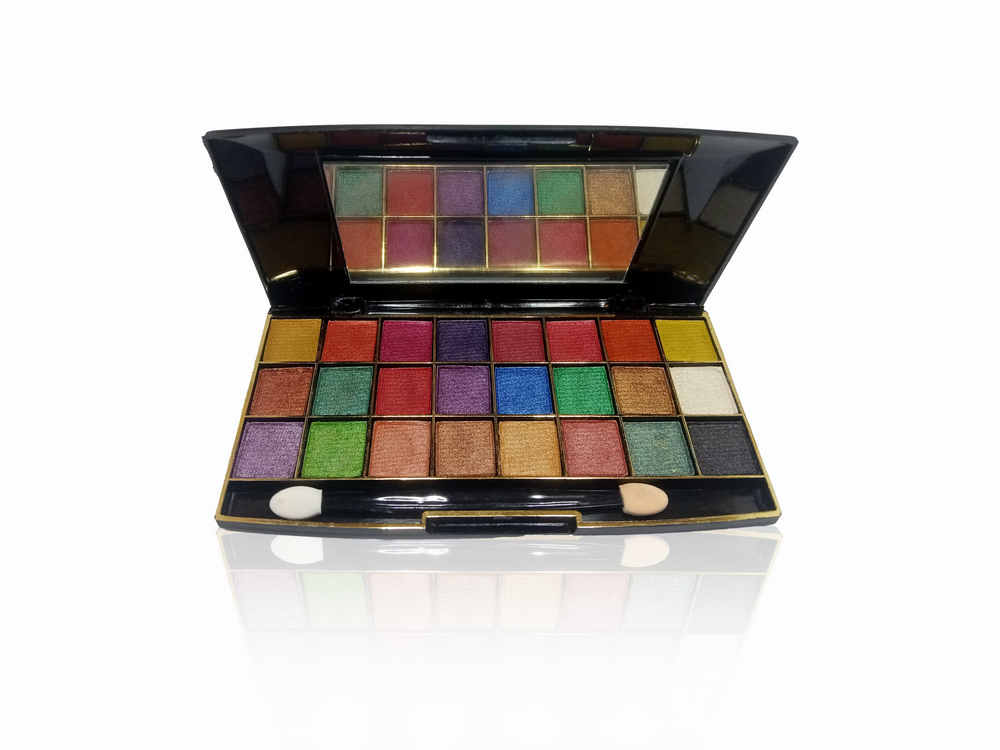 Mims 24  Color Eyeshadow Palette